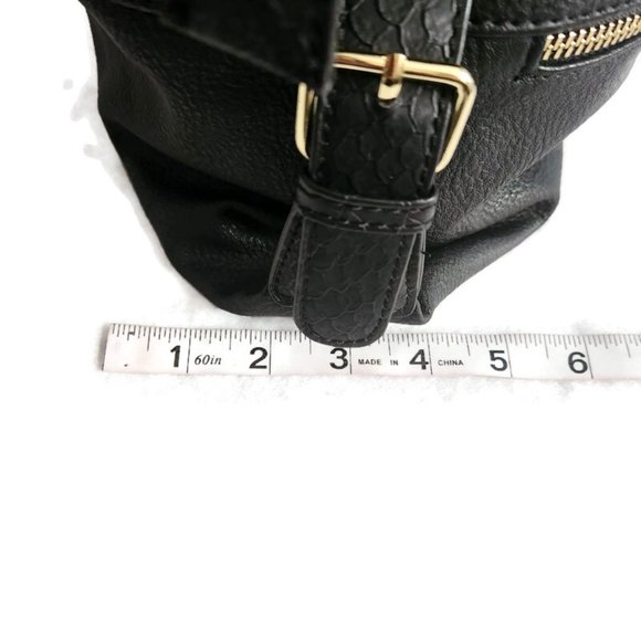 Steve Madden Women's Black Vegan Leather Large Double Handle Crossbody Satchel - Picture 13 of 13